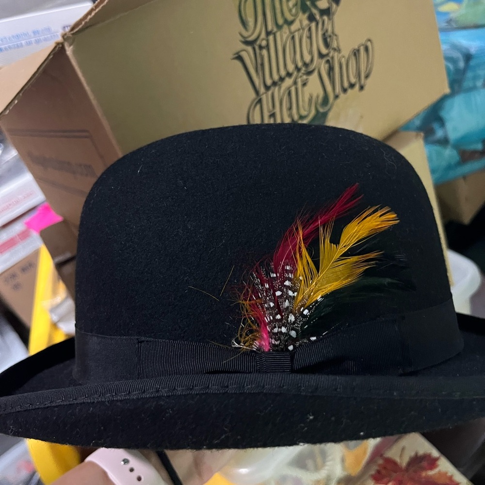 Jax Black and Yellow Hat with Structured Design